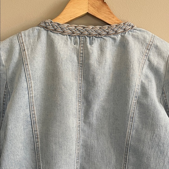 Fate braided trim light wash denim jacket size large - Picture 10 of 15